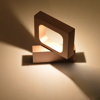 ОСВЕТИТЕЛНО ТЯЛО ЛЕД 6W 3000K ЗЛАТЕН АЛУМИН 14,5X13X3CM CYCLOP