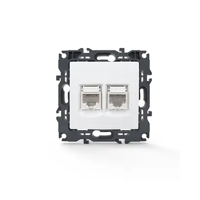 PRIME ТЕЛЕФОНЕН КОНТАКТ 1xRJ11 CAT3 IP20 И LAN КОНТАКТ 1xRJ45 CAT6 UTP IP20 БЯЛ